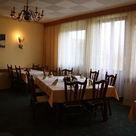 Hotel Bellevue *